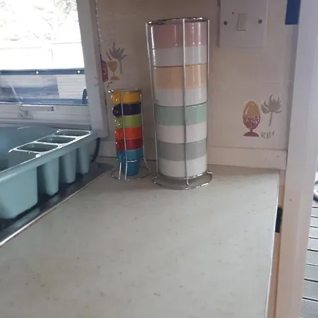 אתר קמפינג Mobile Camping Planik
