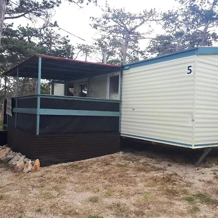 אתר קמפינג Mobile Camping Planik *